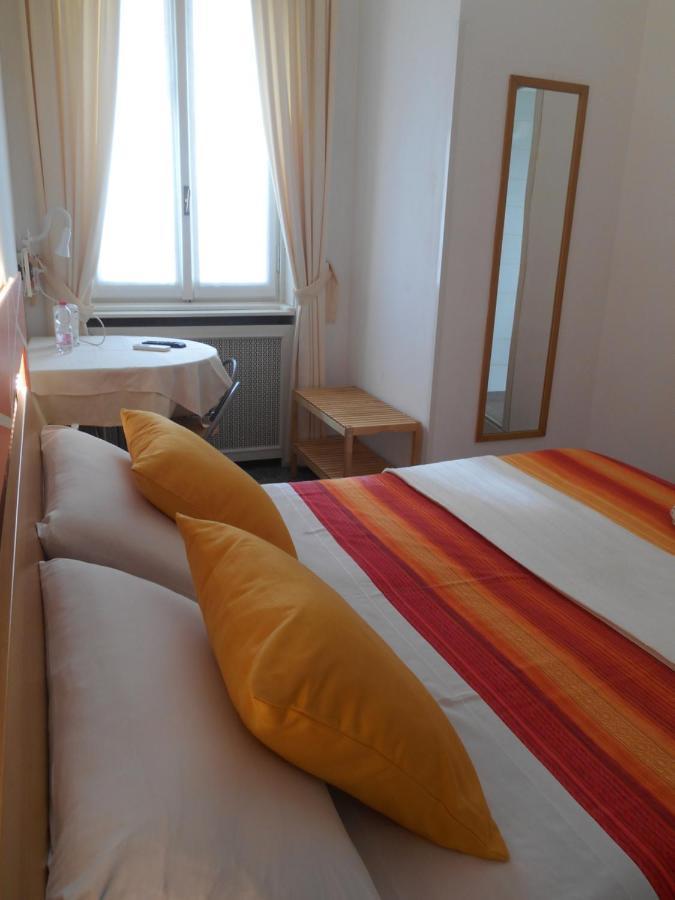 Le Rose Malpensa Bed and Breakfast Busto Arsizio Eksteriør billede