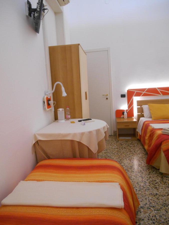 Le Rose Malpensa Bed and Breakfast Busto Arsizio Eksteriør billede