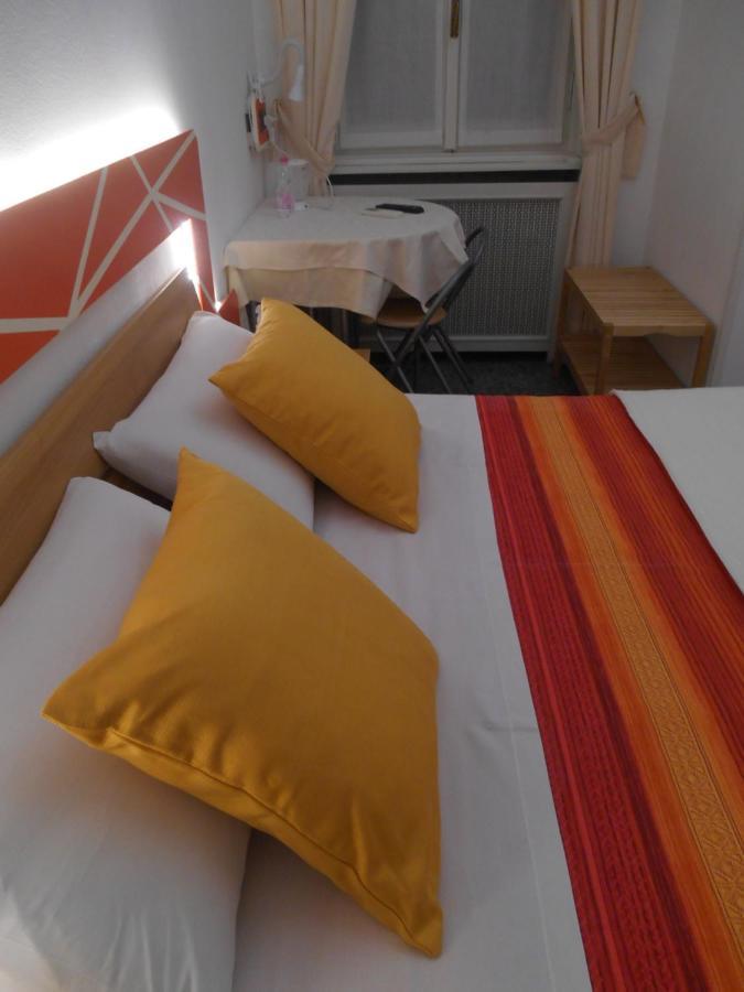 Le Rose Malpensa Bed and Breakfast Busto Arsizio Eksteriør billede